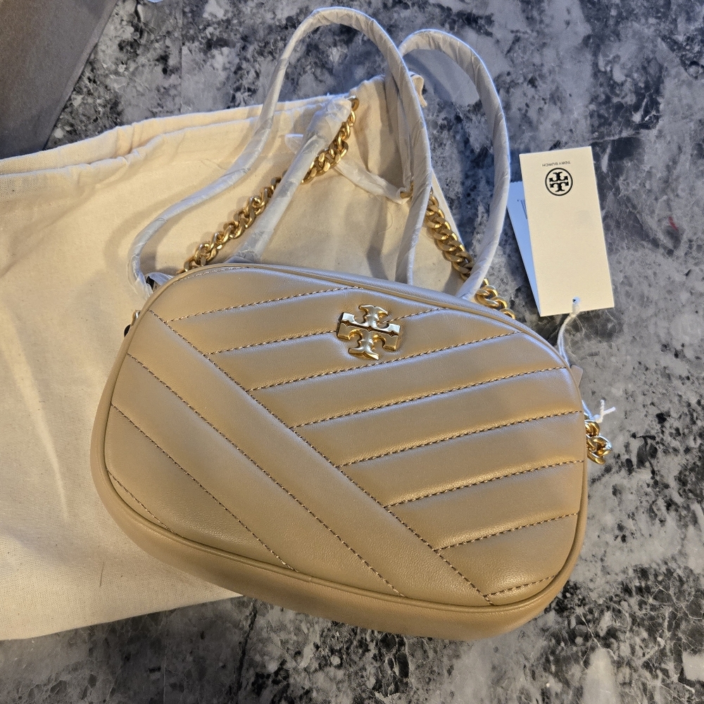 Tory Burch Kira Chevron Camera Bag DESERT DUNE